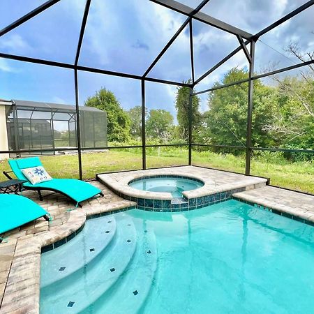 Stunning Rare Lake Front 7Br Holiday Home - Sleeps 14 - Pool, Hot Tub, & Games! Orlando Dış mekan fotoğraf