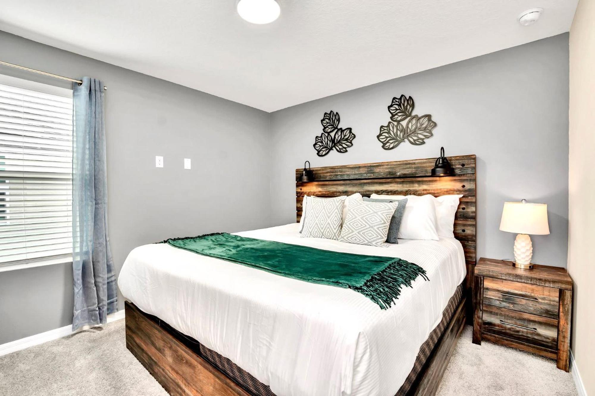 Stunning Rare Lake Front 7Br Holiday Home - Sleeps 14 - Pool, Hot Tub, & Games! Orlando Dış mekan fotoğraf