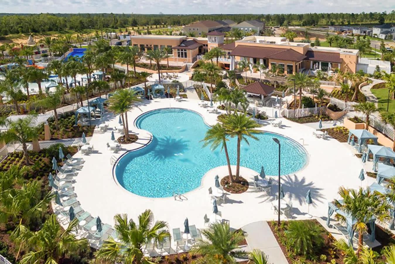 Stunning Rare Lake Front 7Br Holiday Home - Sleeps 14 - Pool, Hot Tub, & Games! Orlando Dış mekan fotoğraf