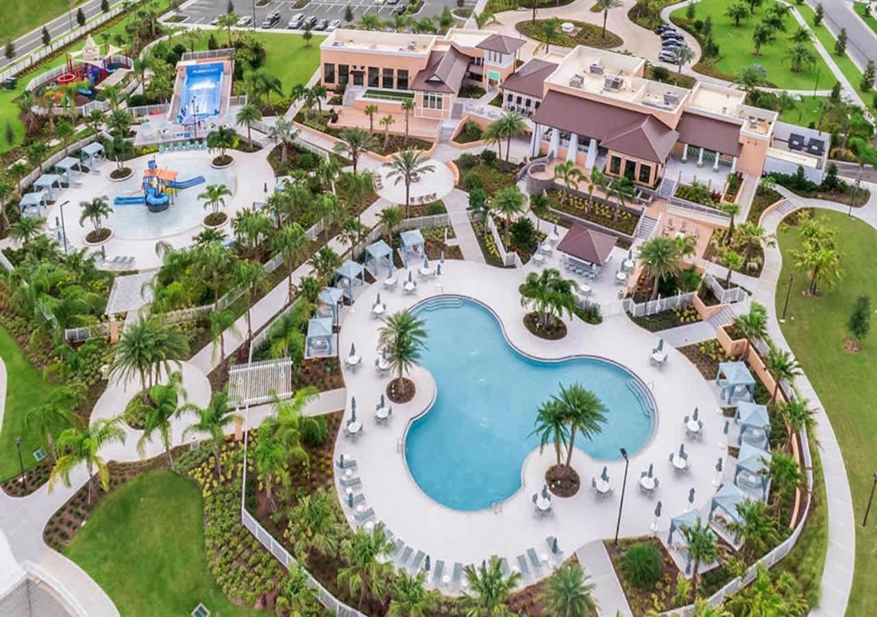 Stunning Rare Lake Front 7Br Holiday Home - Sleeps 14 - Pool, Hot Tub, & Games! Orlando Dış mekan fotoğraf